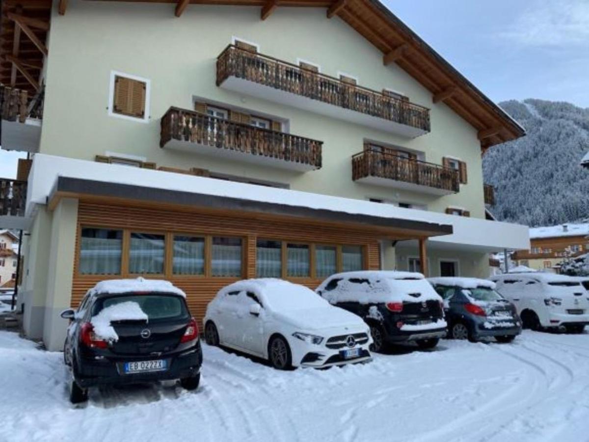 Ciasa De Rosa Apartment Pozza di Fassa Luaran gambar